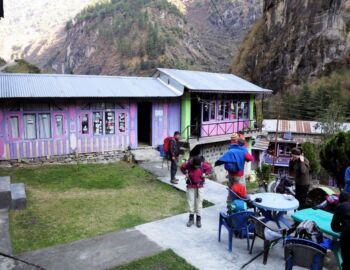 Aufbruch in Dharapani.