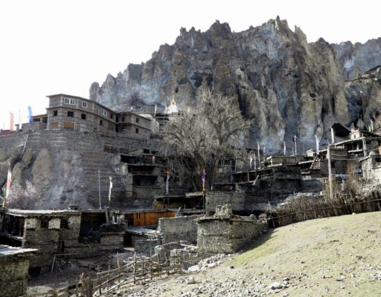 Braga-Gompa.