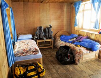 Gemütliches Zimmer auf 4.070 m Höhe.