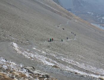 Bei knapp 5.000 Höhenmetern ist jeder Schritt beschwerlich.