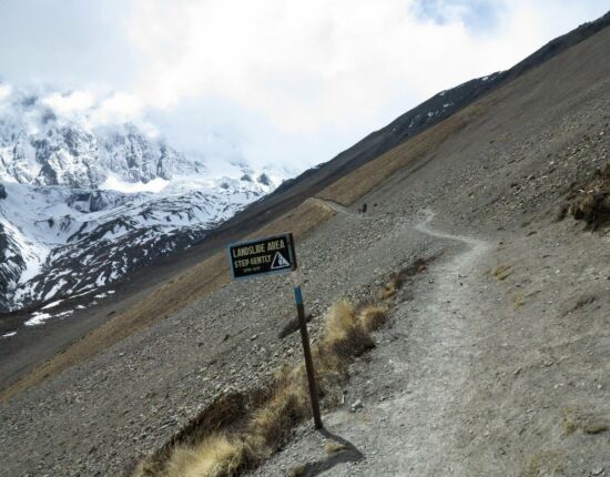 Auch hier herrscht Steinschlaggefahr.
