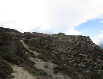 Auf bequemen Weg geht es nun aufwärts.