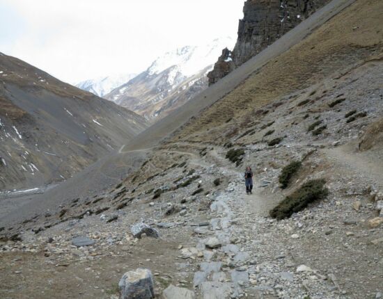 Aus diesem Tal kommen wir hoch.