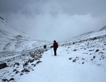 Ein langer Abstieg steht bevor.