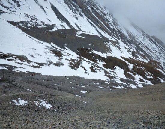 Abstieg nach Muktinath.