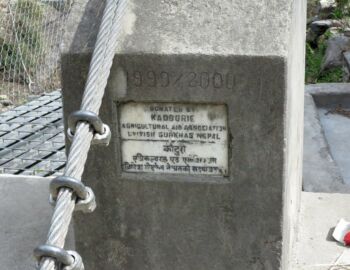 Hängebrücke bei Tatopani.