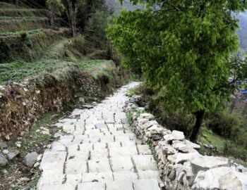 Auf dem Weg nach Sikha.