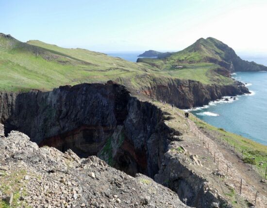 Ponta de São Lourenço - die schmale Landbrücke ist die engste Stelle.
