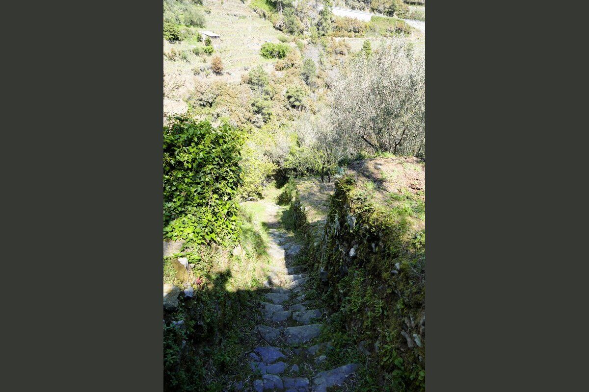 Abstieg nach Groppo.