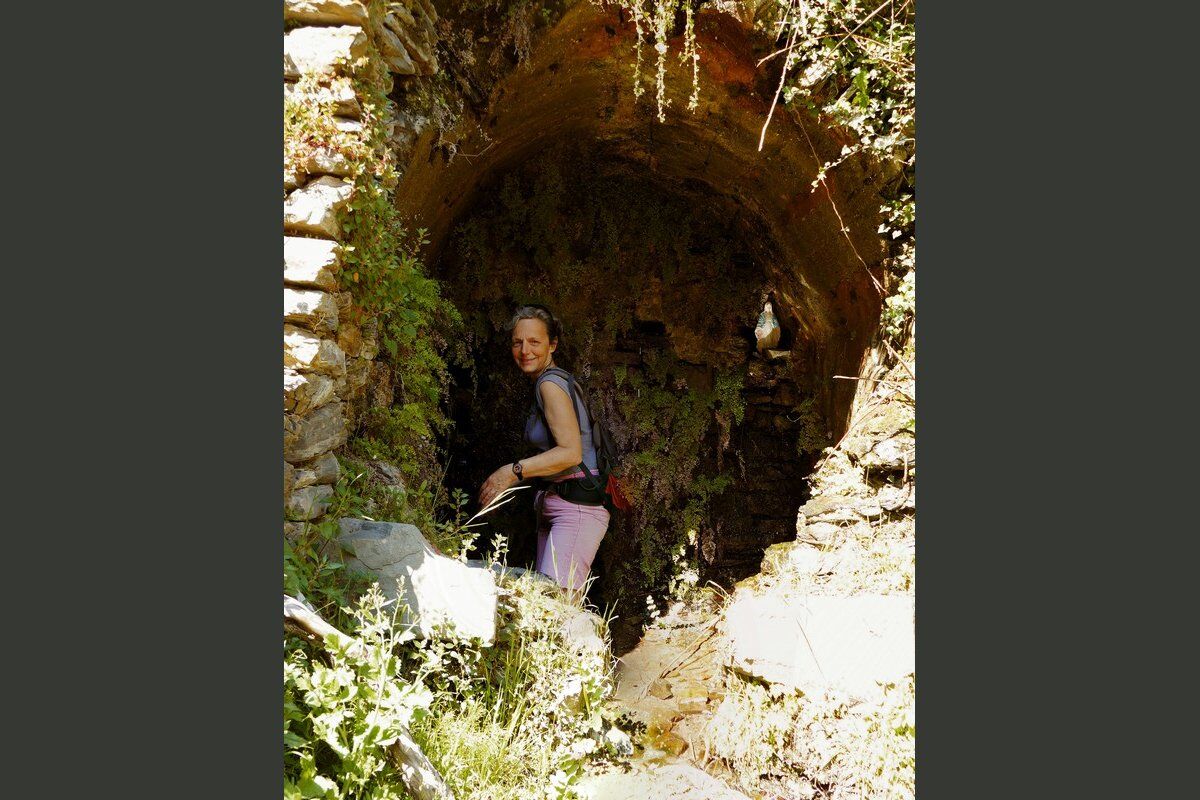 Abstieg nach Groppo.