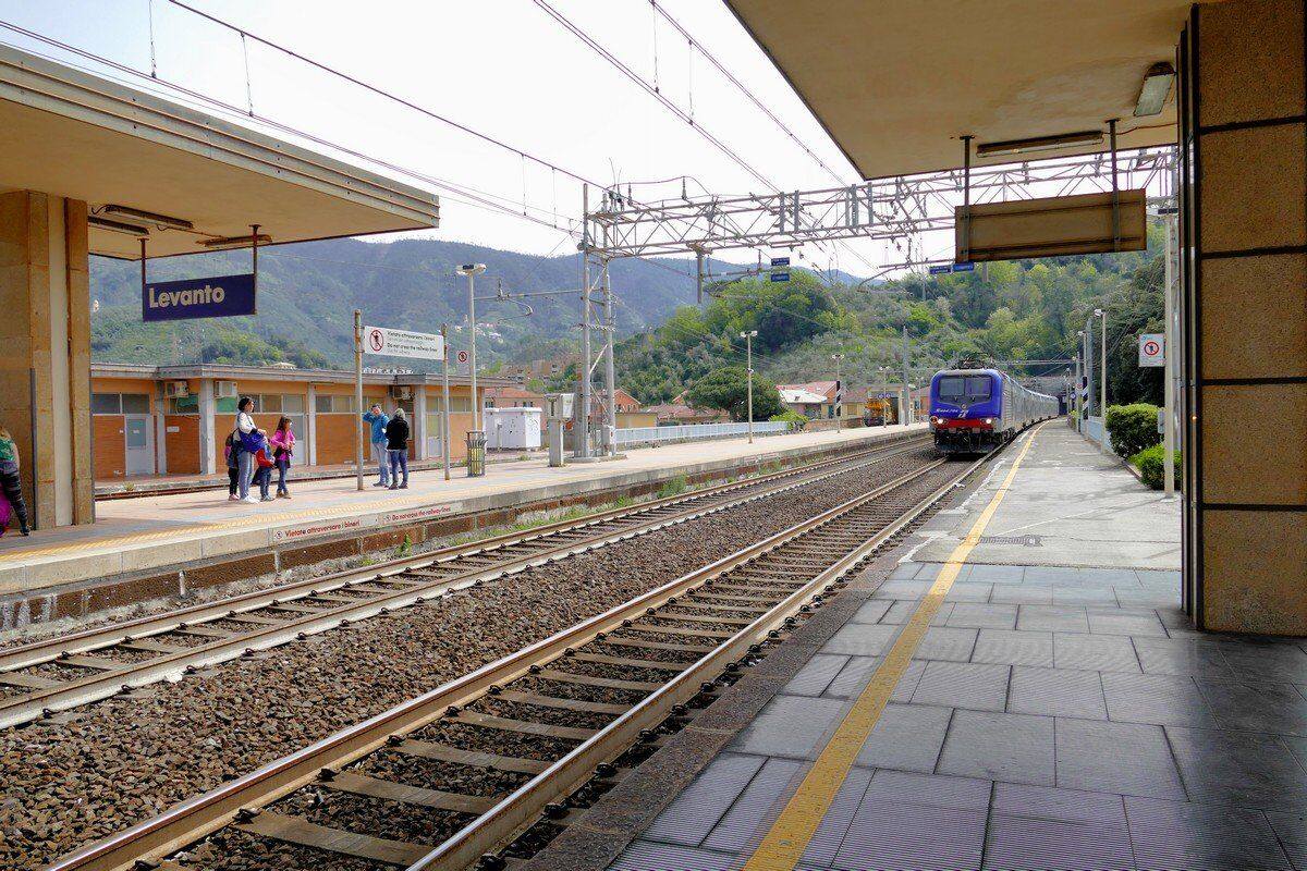 Bahnhof von Levanto.