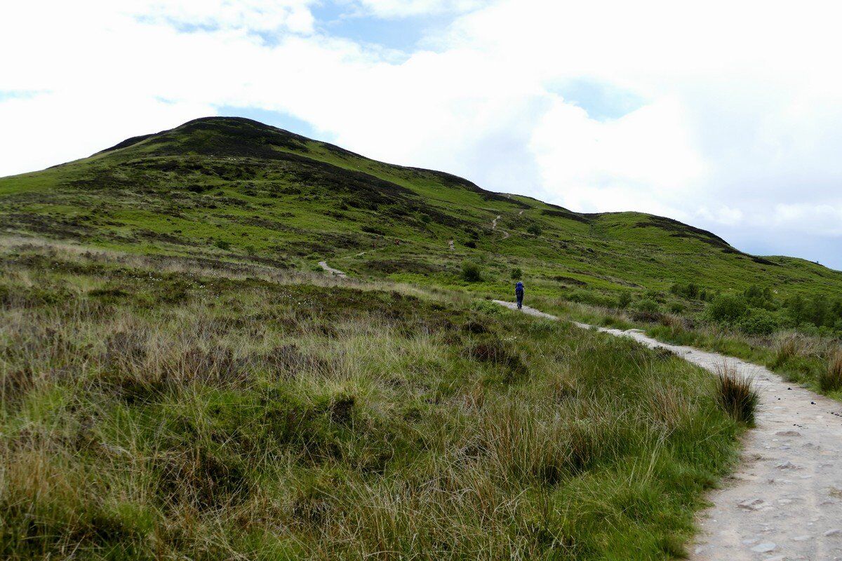 Aufstieg zum Conic Hill.