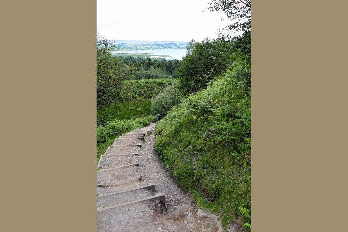 Abstieg vom Conic Hill.