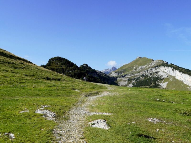 Unser erstes Ziel: der Schäfler (1.925 m) mit dem Berggasthaus.