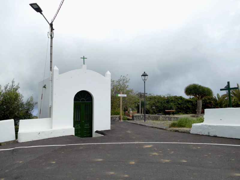 Plaza in La Vera, auf der Hochfläche über dem Barranco.