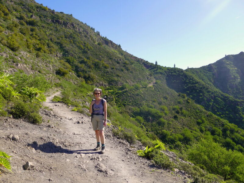 Auf dem Weg zur Degollada de la Mesa - links Großer Gala, rechts Kleiner Gala..