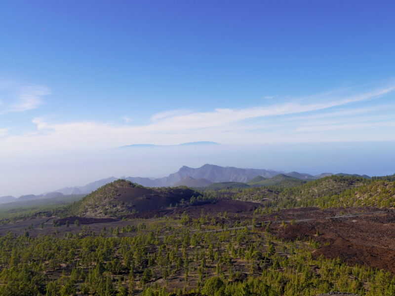 Der Blick von der Montaña Sámara reicht bis nach La Palma.