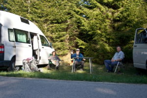 Ein gemütlicher Abend beendet die Wanderung.