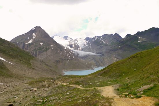 Ein letzter Blick zum Griessee und zum Griesgletscher.