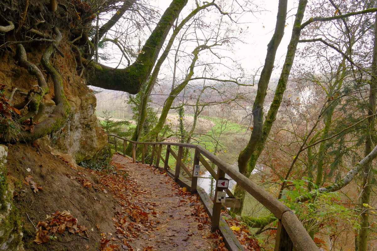 Weg zur Teufelsbrücke.