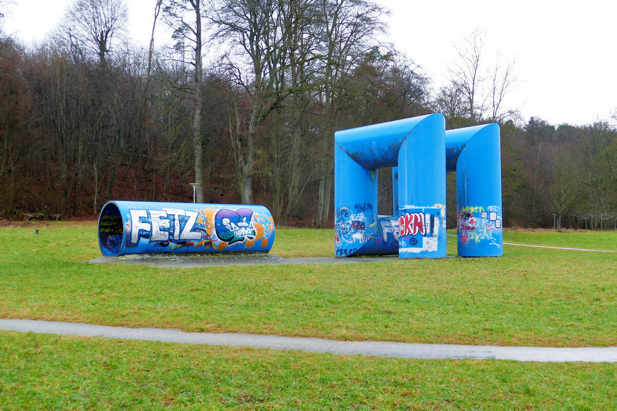 Moderne Kunst im Hockgraben.