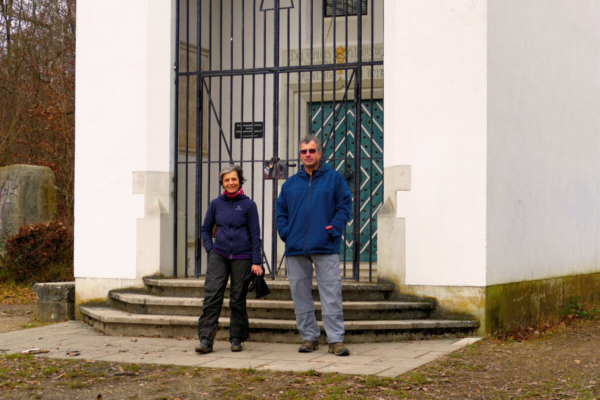 An der Riesenbergkapelle.