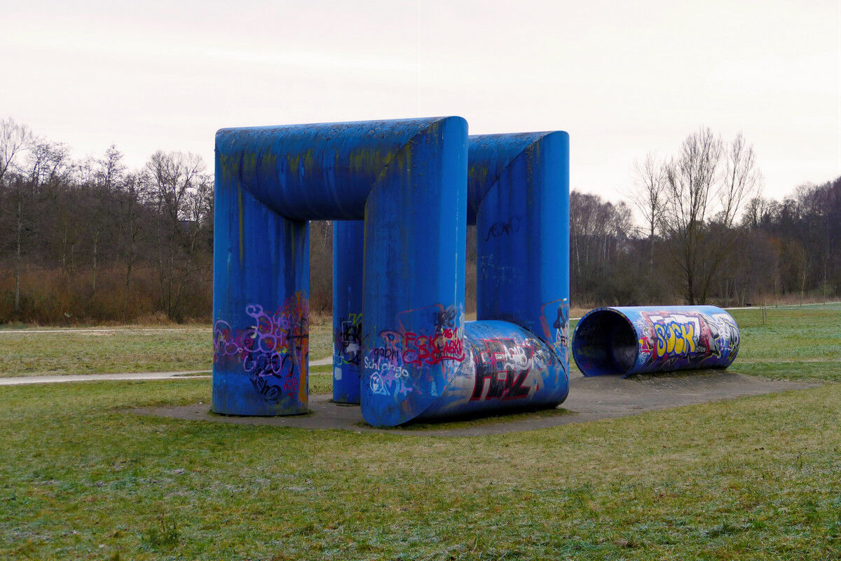 Röhrenkunst im Hockgraben.