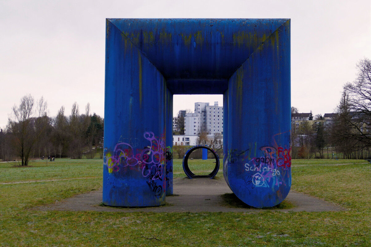 Röhrenkunst im Hockgraben.