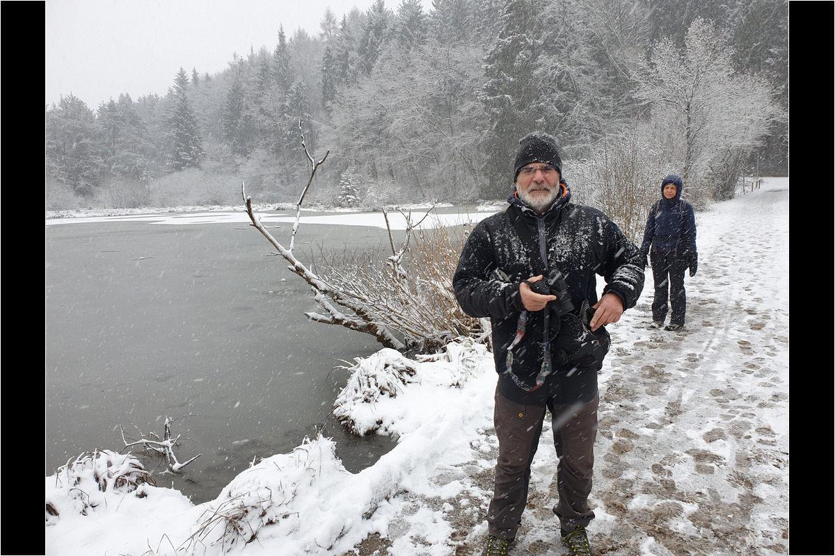 Landbrücke zwischen den beiden Weihern.