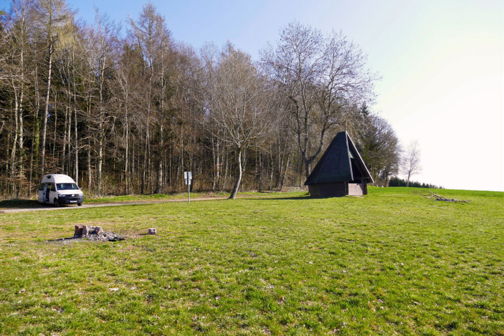 Park- und Rastplatz Spitzhütte oberhalb von Tengen.