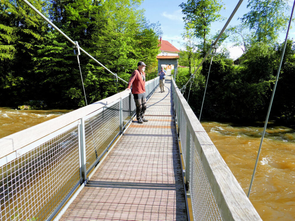 Hängebrücke bei Heggelbach.