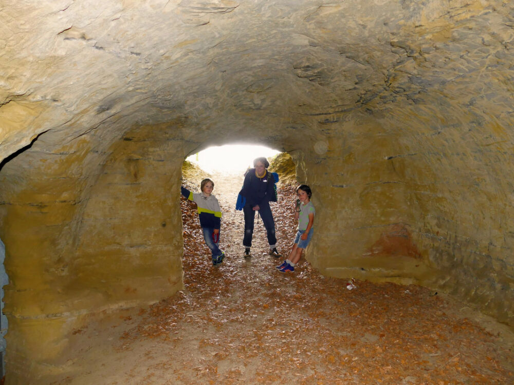 Im Verbindungstunnel.