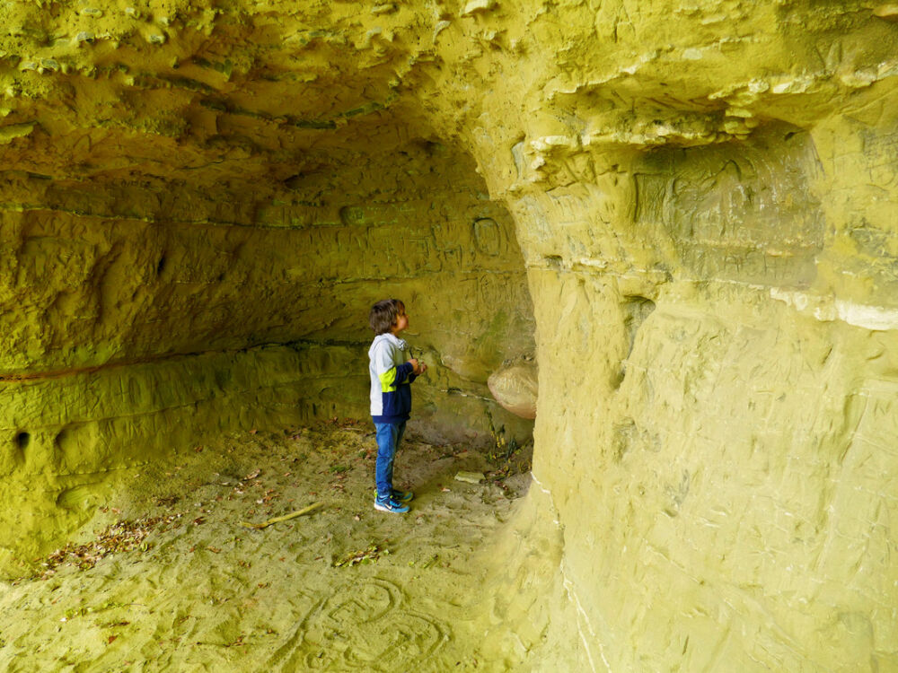 Bei den Heidenhöhlen.