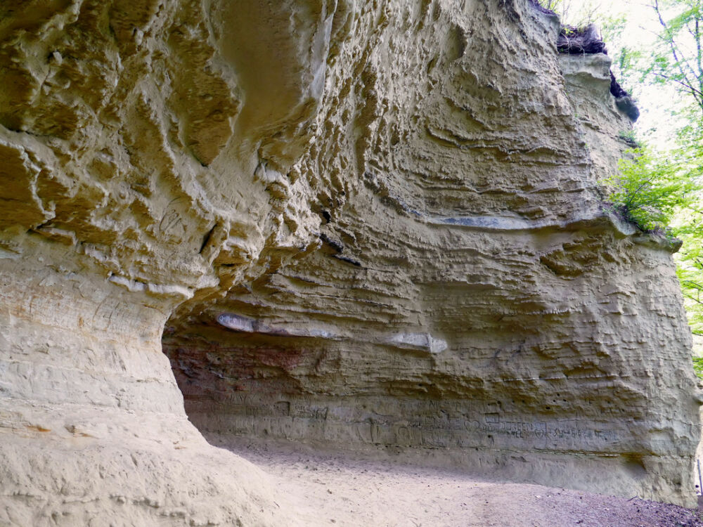 Bei den Heidenhöhlen.