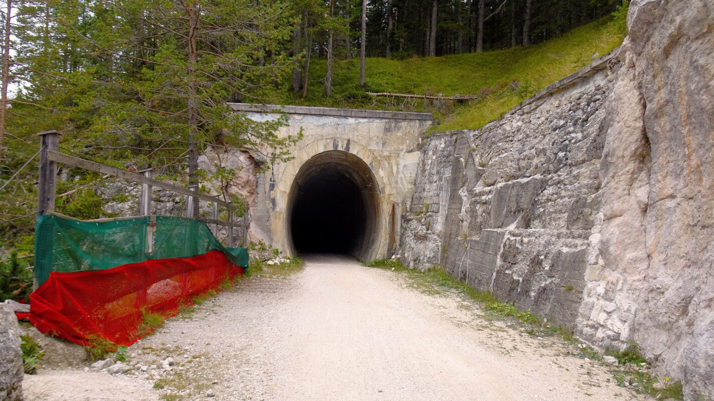 Der erste Tunnel ....