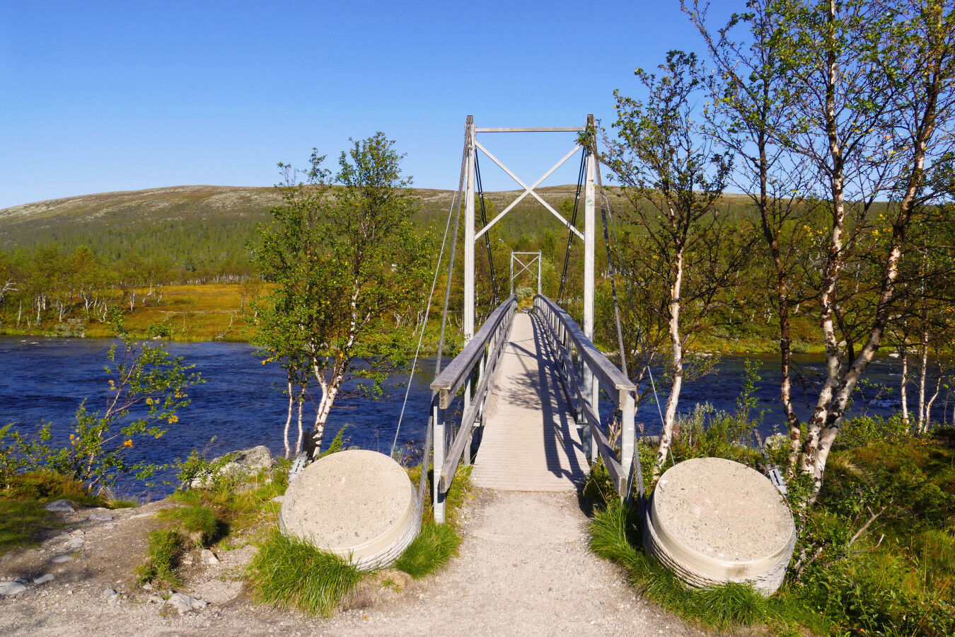 Hängebrücke über den Grövelån.