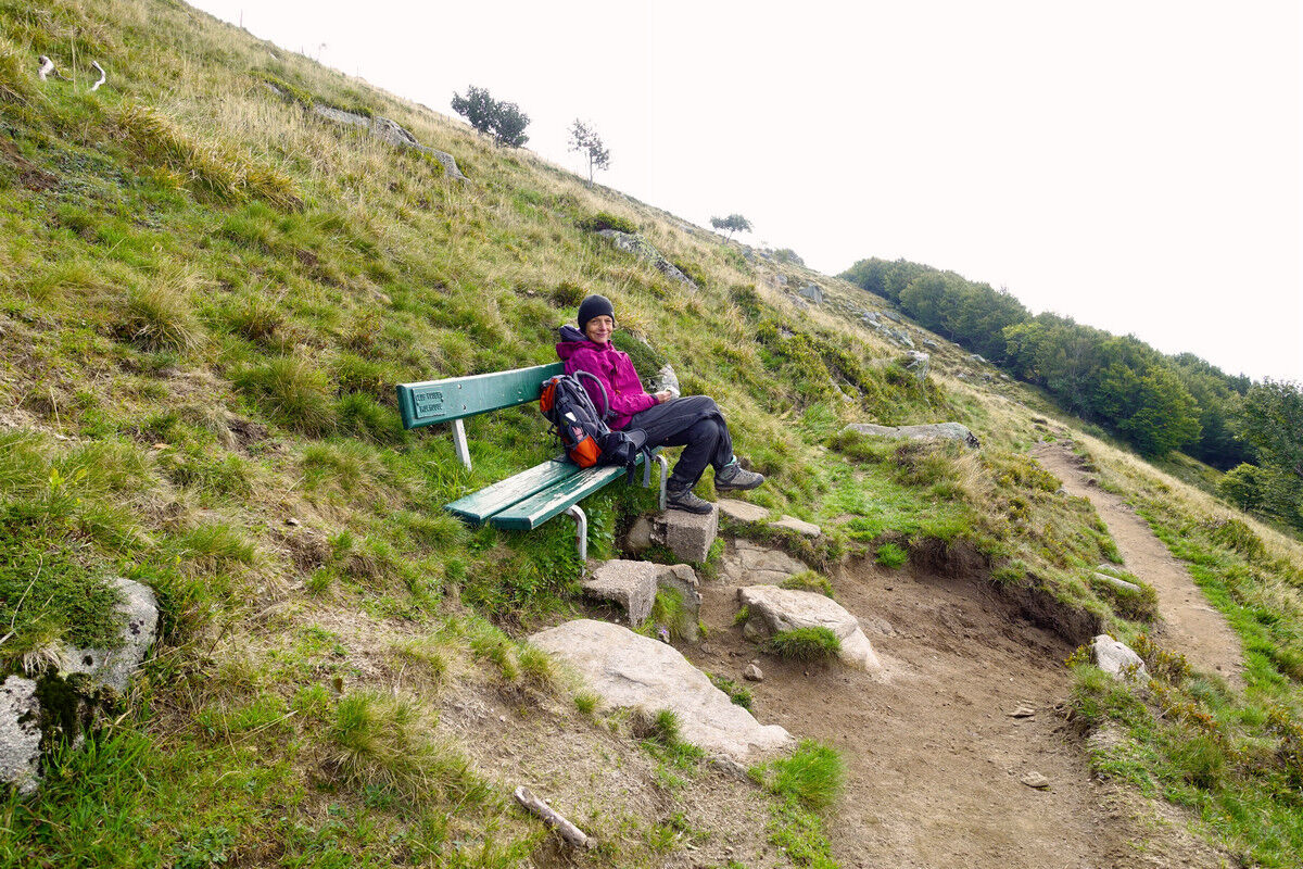 An der Abbruchkante des Kastelbergs.