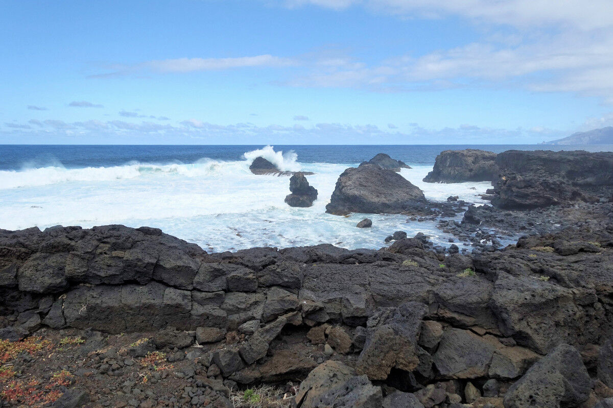 Auf dem Küstenpfad.