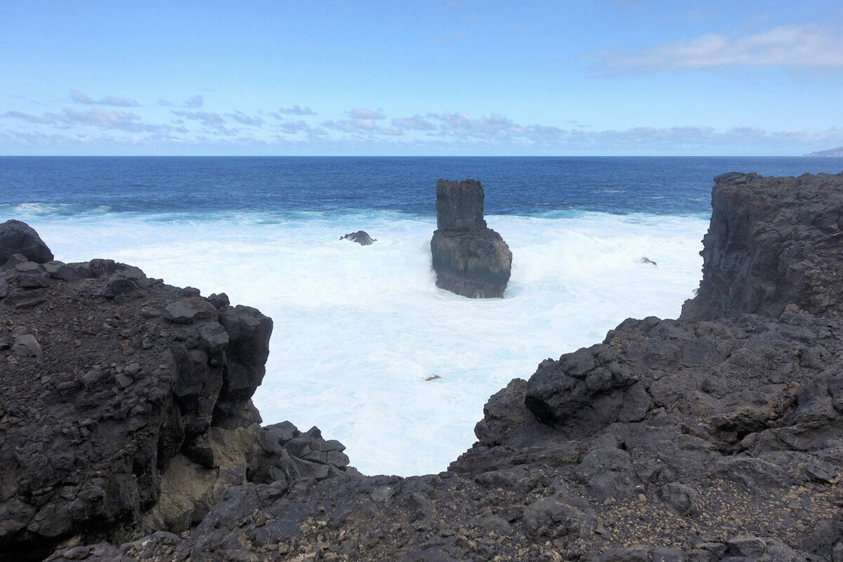 Auf dem Küstenpfad.
