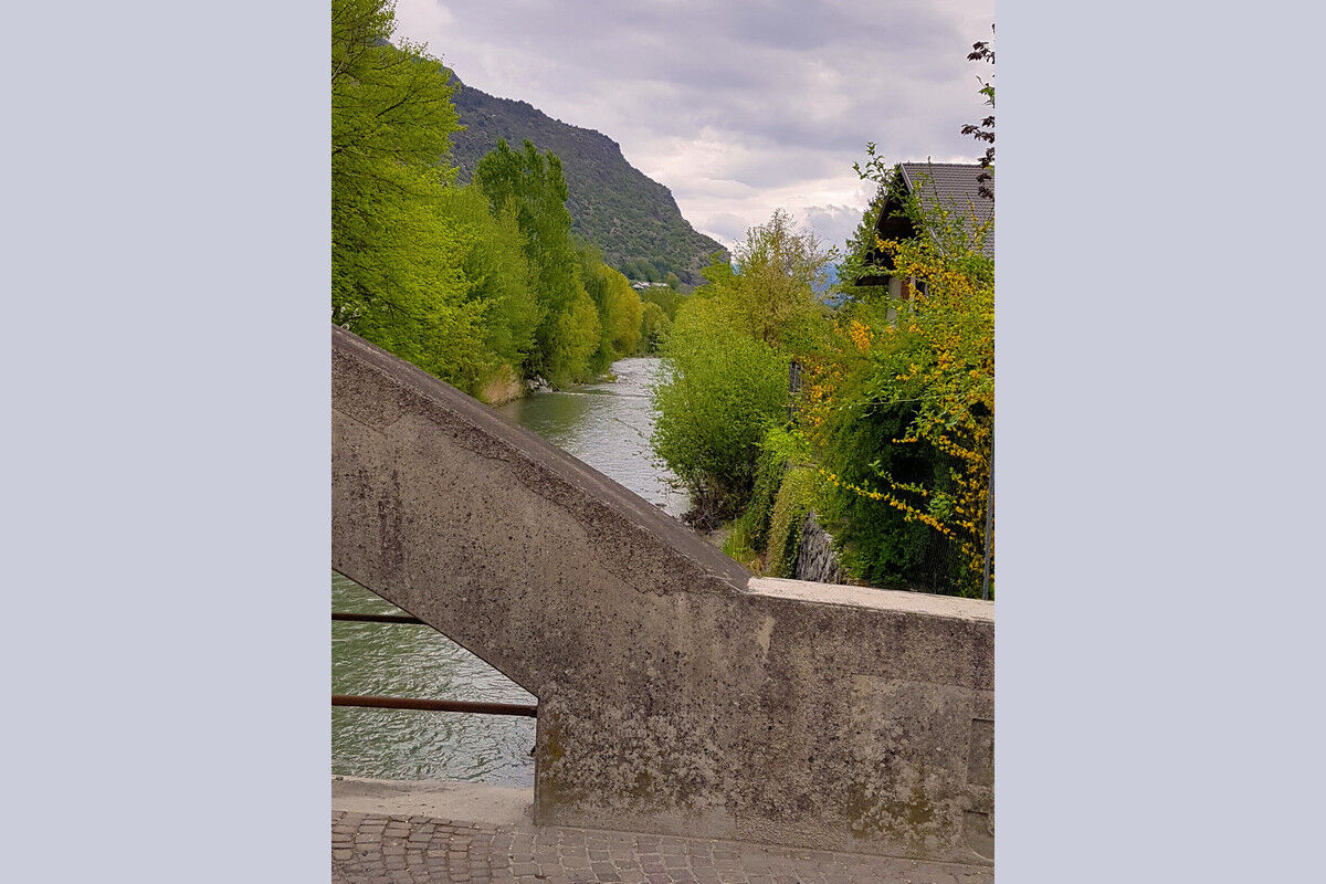 Etschbrücke in Goldrain.