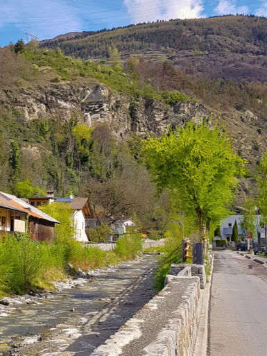 Entlang des Saldurbaches wandern wir taleinwärts.