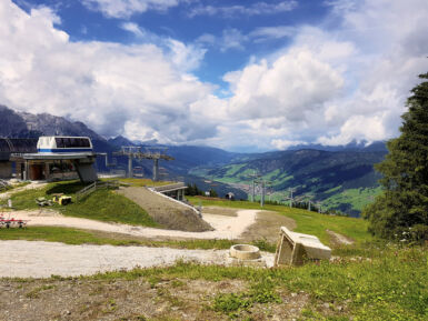 Helmbahn Bergstation.