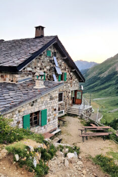 Rifugio Elisabetta (2.195 m)
